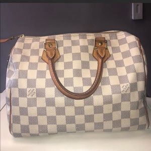 Louis Vuitton Damier Speedy
